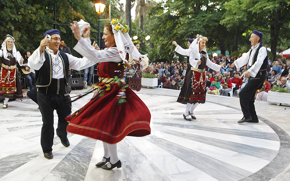 Traditional Greek Music and Dance in Halkidiki: Experience the Soul of Greece